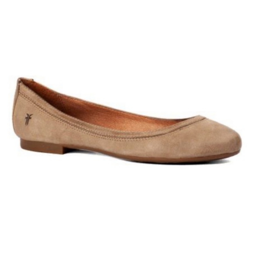 Frye Carrie Ballet Flat in Ash/Tan Size 9.5 M